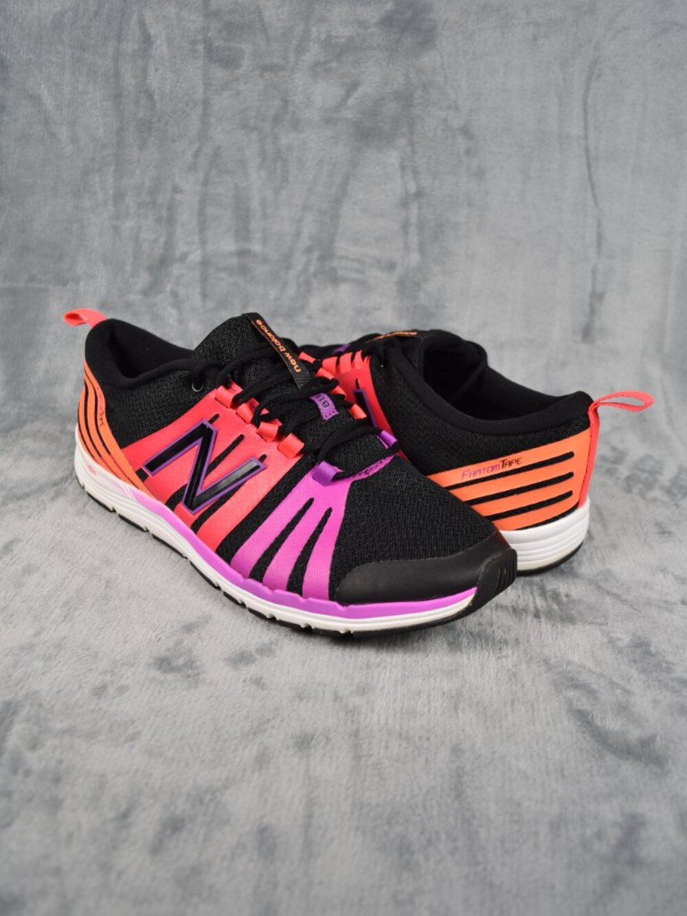 New Balance 811 Fantom Tape Red Purple Gym Running Sneaker Women Sz 9.5 WX811BM